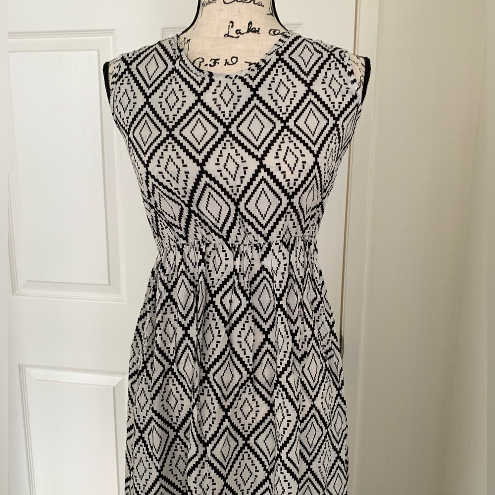 🌿 5th & Love white black boho geo print long maxi dress